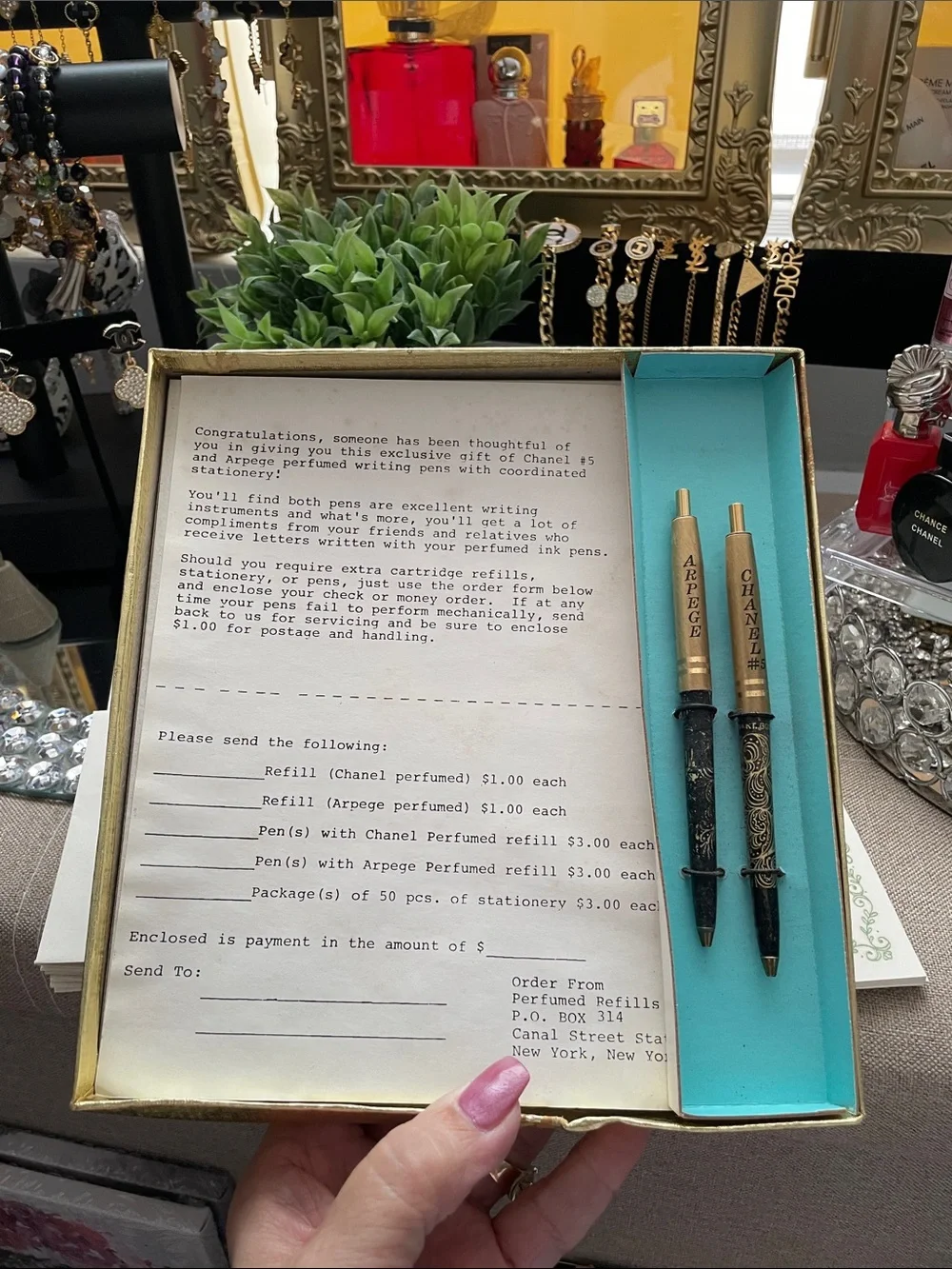 ✨VINTAGE Chanel Arpège & Chanel #5 Perfumed Writing Set✨New Unused Vintage